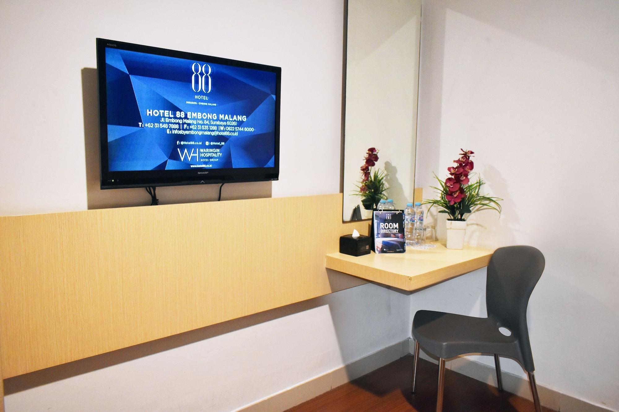 Hotel 88 Embong Malang Tunjungan Surabaya By Wh - Breakfast With The Best View On The Highest Floor And Strategic Location In The City Center Exterior foto